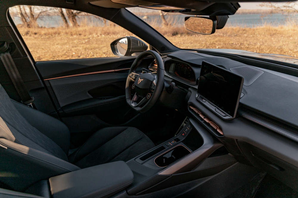 CUPRA Terramar 1,5 eTSI
